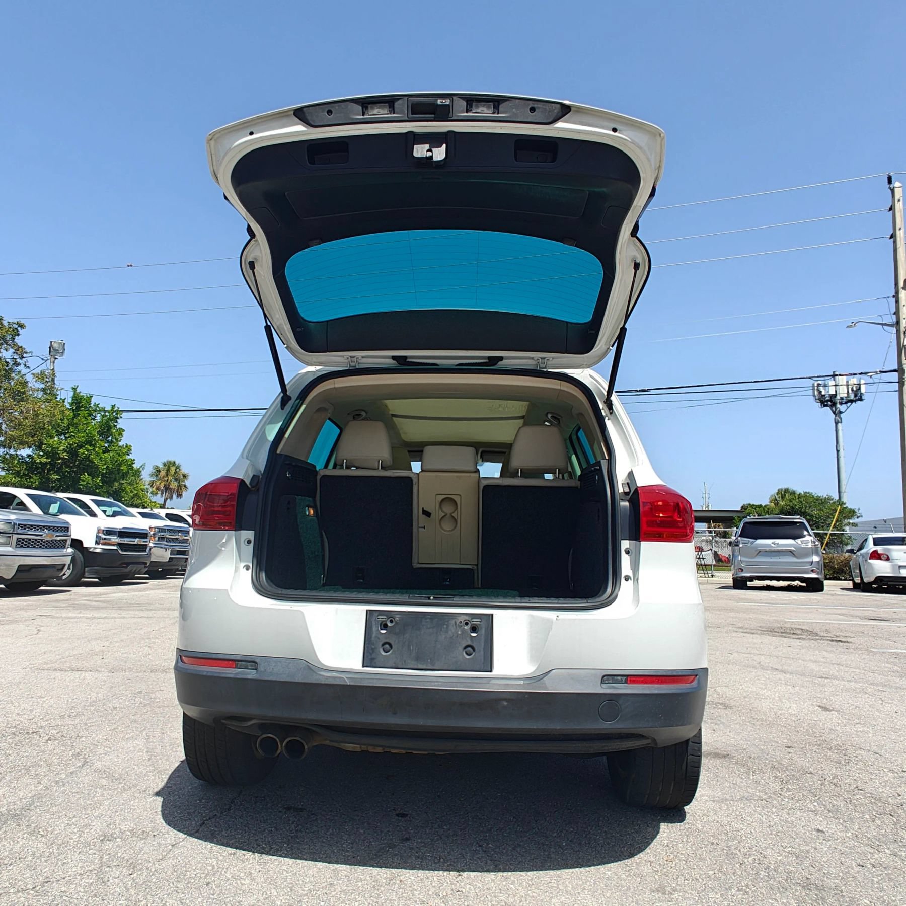 Used 2015 Volkswagen Tiguan SE FWD image 7