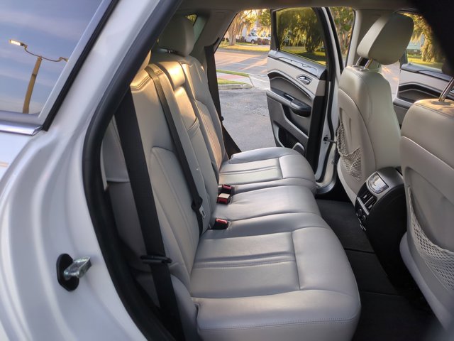 Used 2015 Cadillac SRX Premium FWD image 23