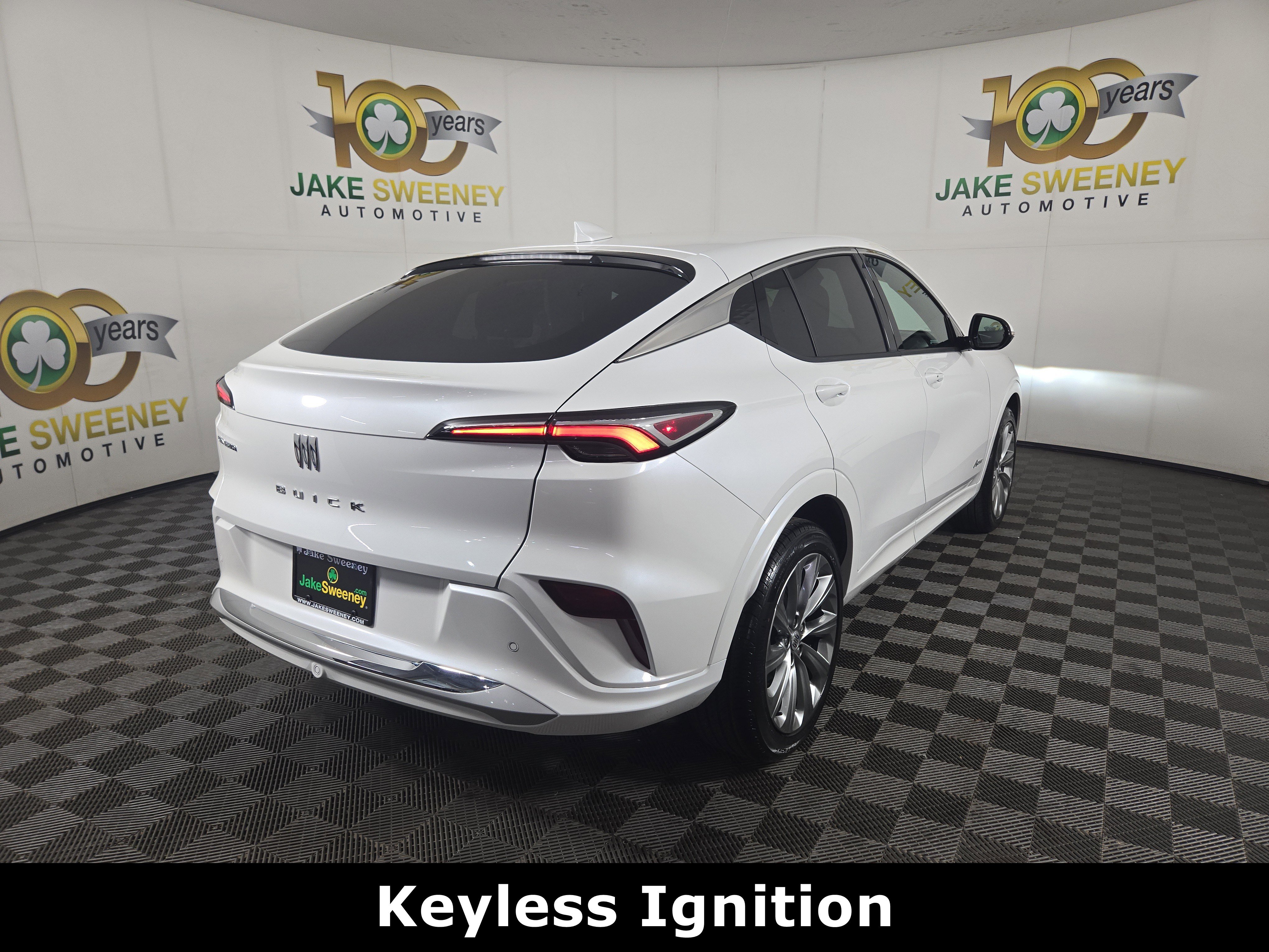 Certified 2025 Buick Envista Avenir image 9