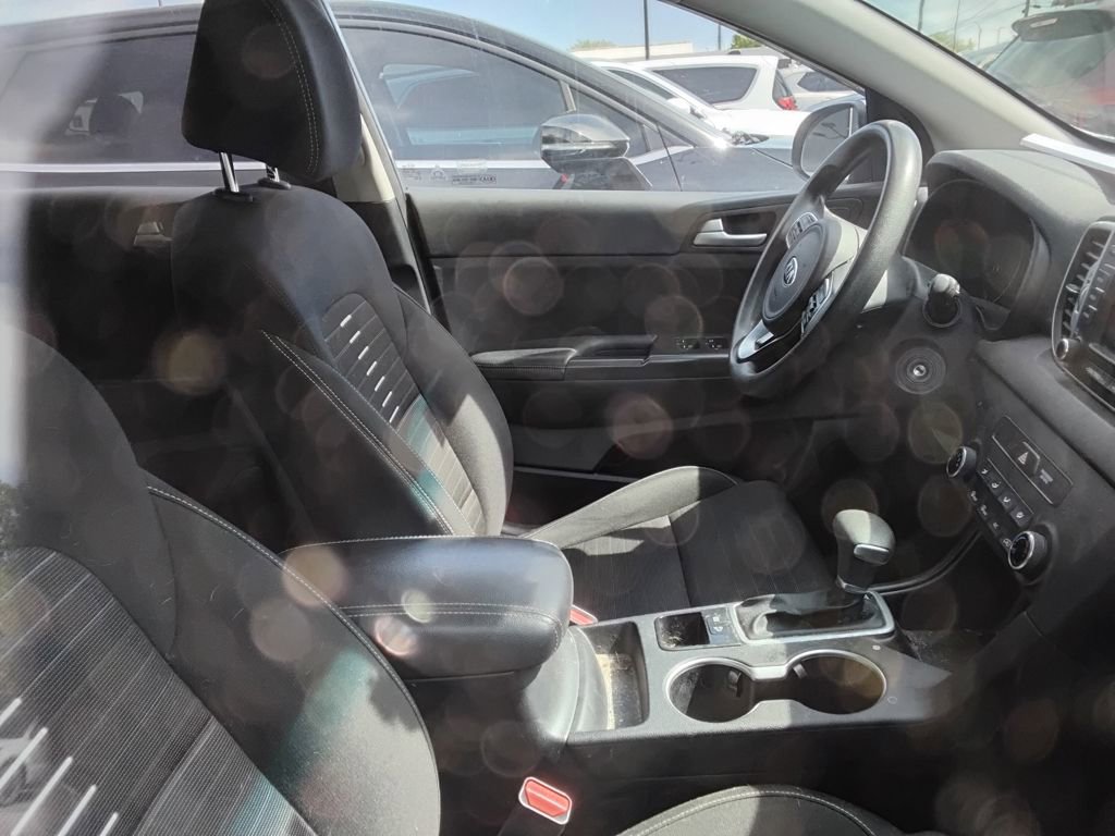 Used 2018 Kia Sportage LX FWD image 8