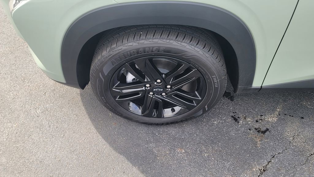 New 2026 Chevrolet Trax ACTIV w/ Sunroof Package image 6