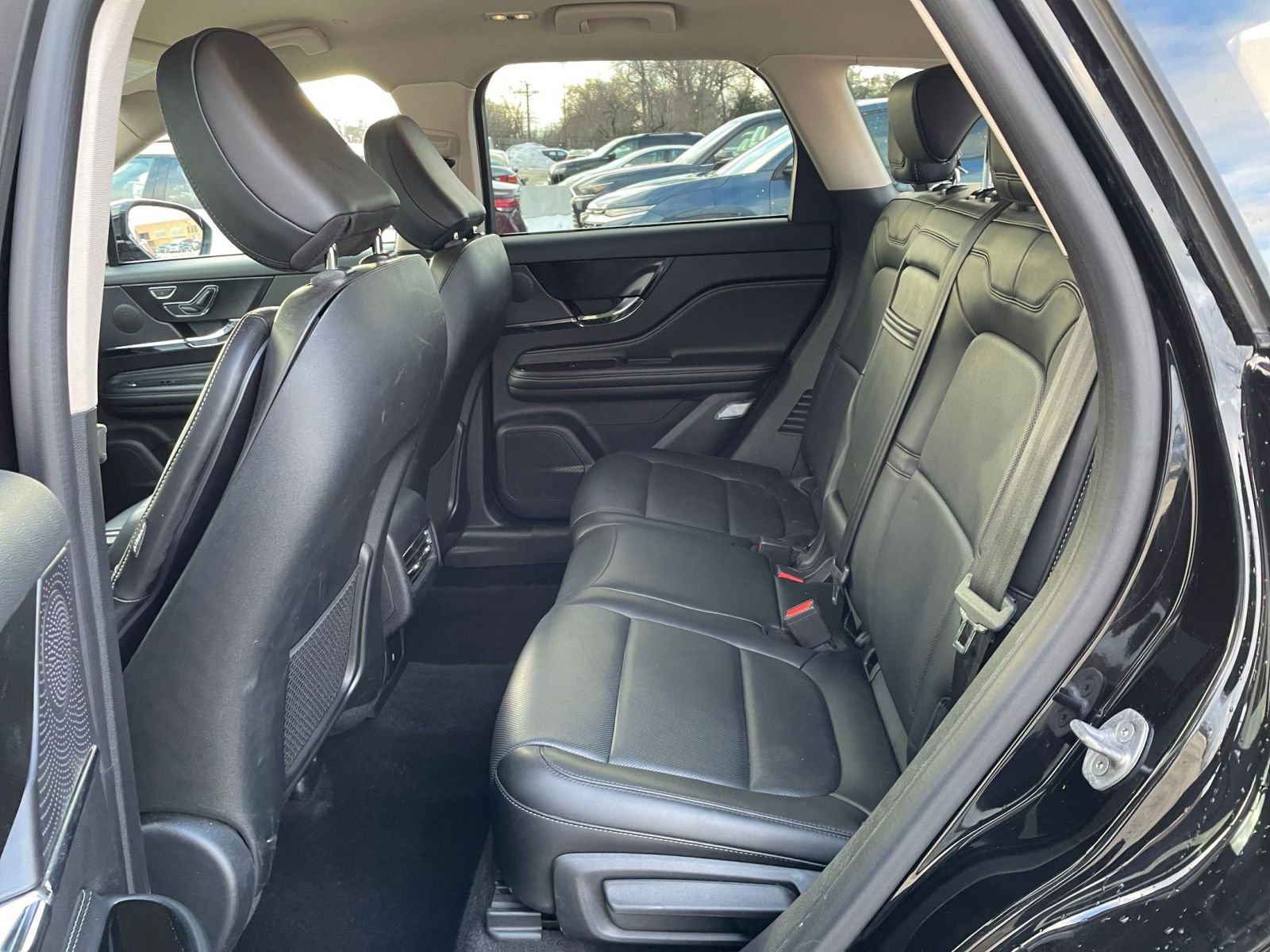 Used 2024 Lincoln Corsair Reserve image 27