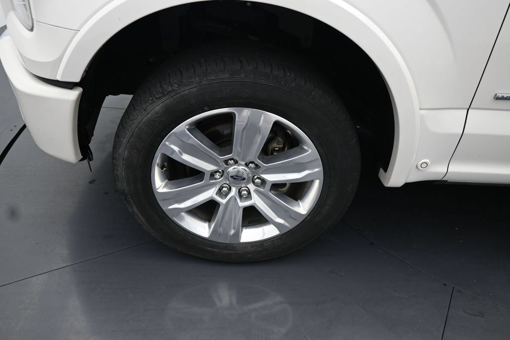 Used 2016 Ford F150 Platinum w/ Equipment Group 701A Luxury AWD/4WD image 15