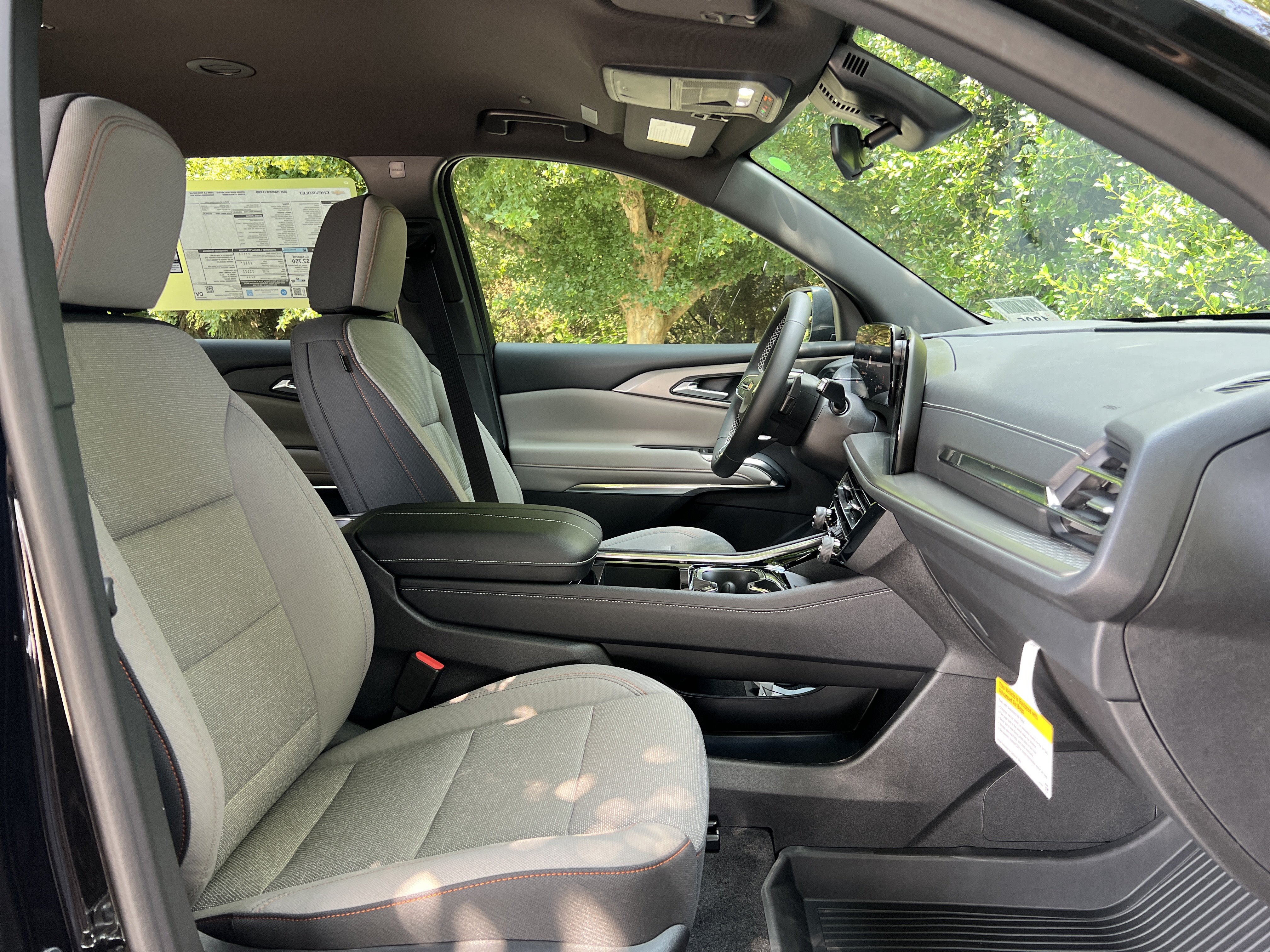 New 2026 Chevrolet Traverse LT FWD image 43