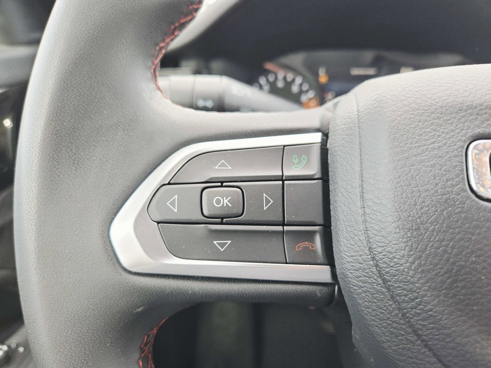 Used 2024 Jeep Compass Trailhawk AWD/4WD image 22