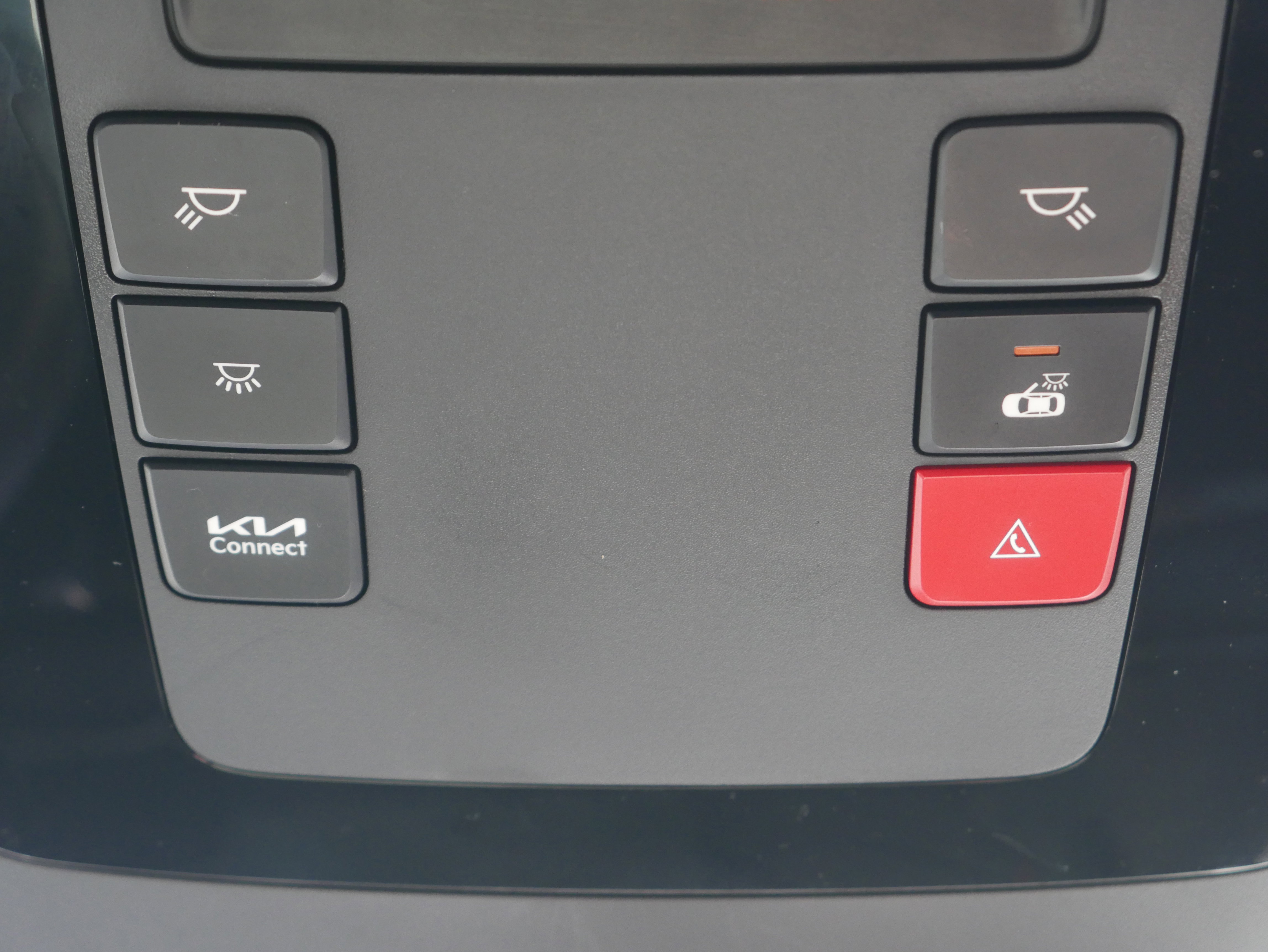 Used 2024 Kia Carnival EX FWD image 33