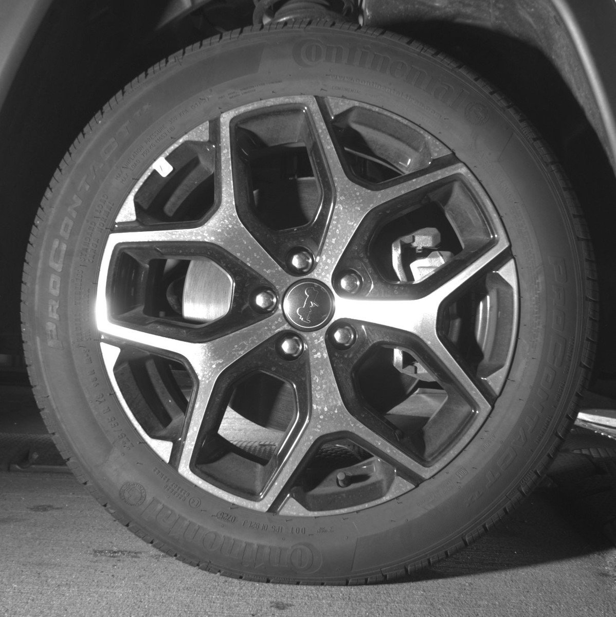 Used 2025 Jeep Compass Limited image 13