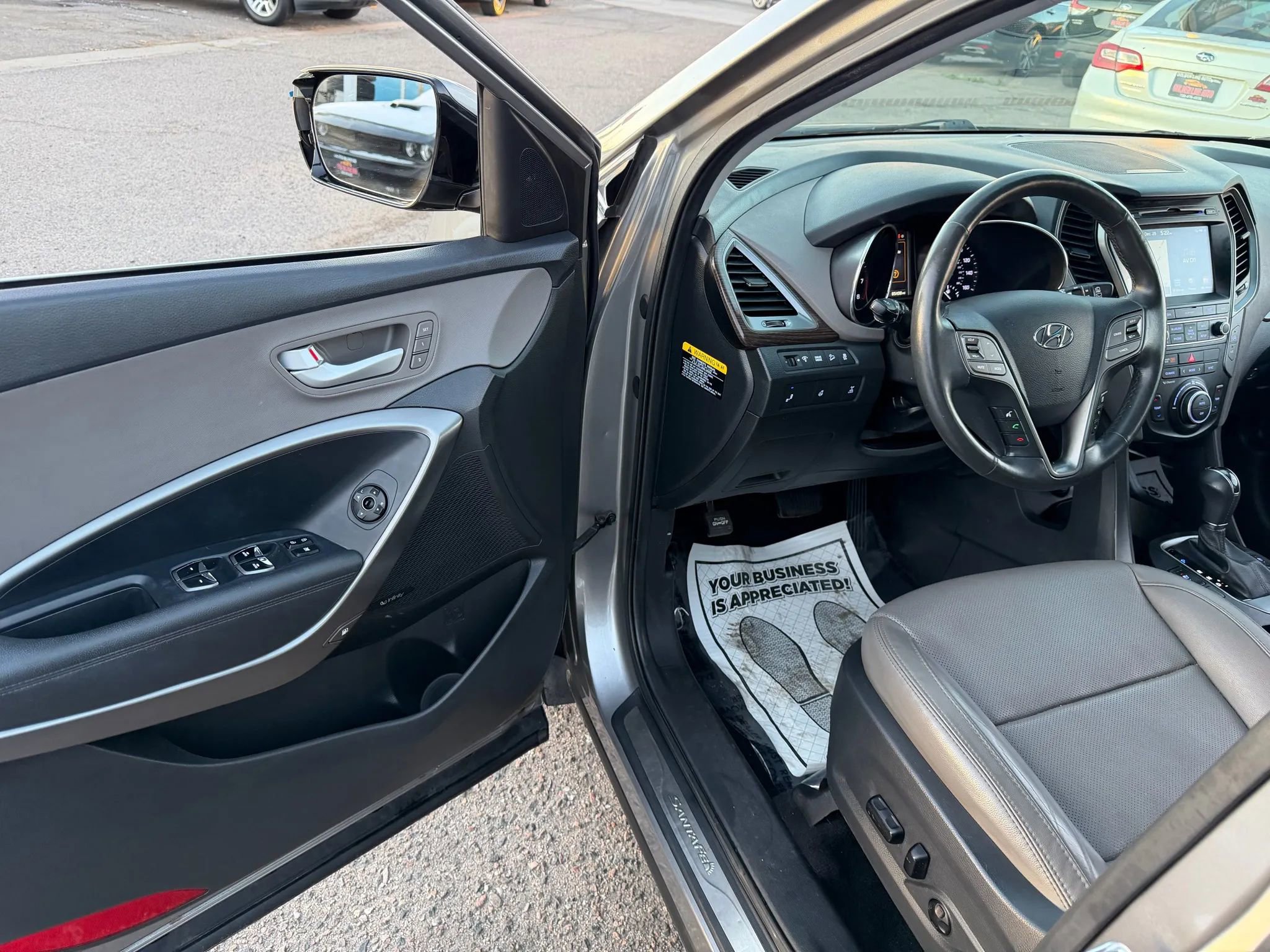 Used 2017 Hyundai Santa Fe Sport image 13