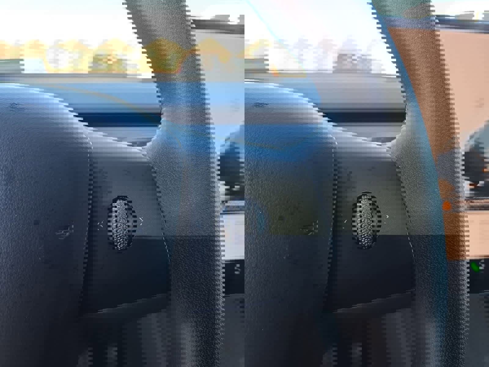 Used 2023 Tesla Model Y Long Range image 22