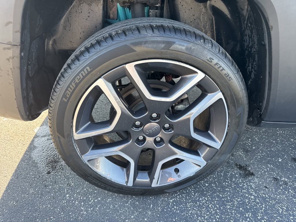 Used 2021 Jeep Renegade Limited image 17