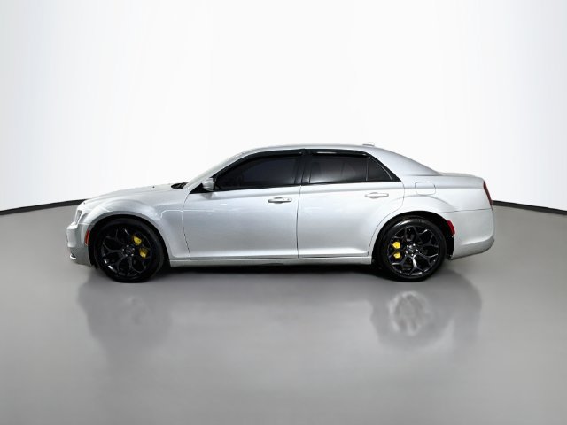 Used 2020 Chrysler 300 S RWD image 6