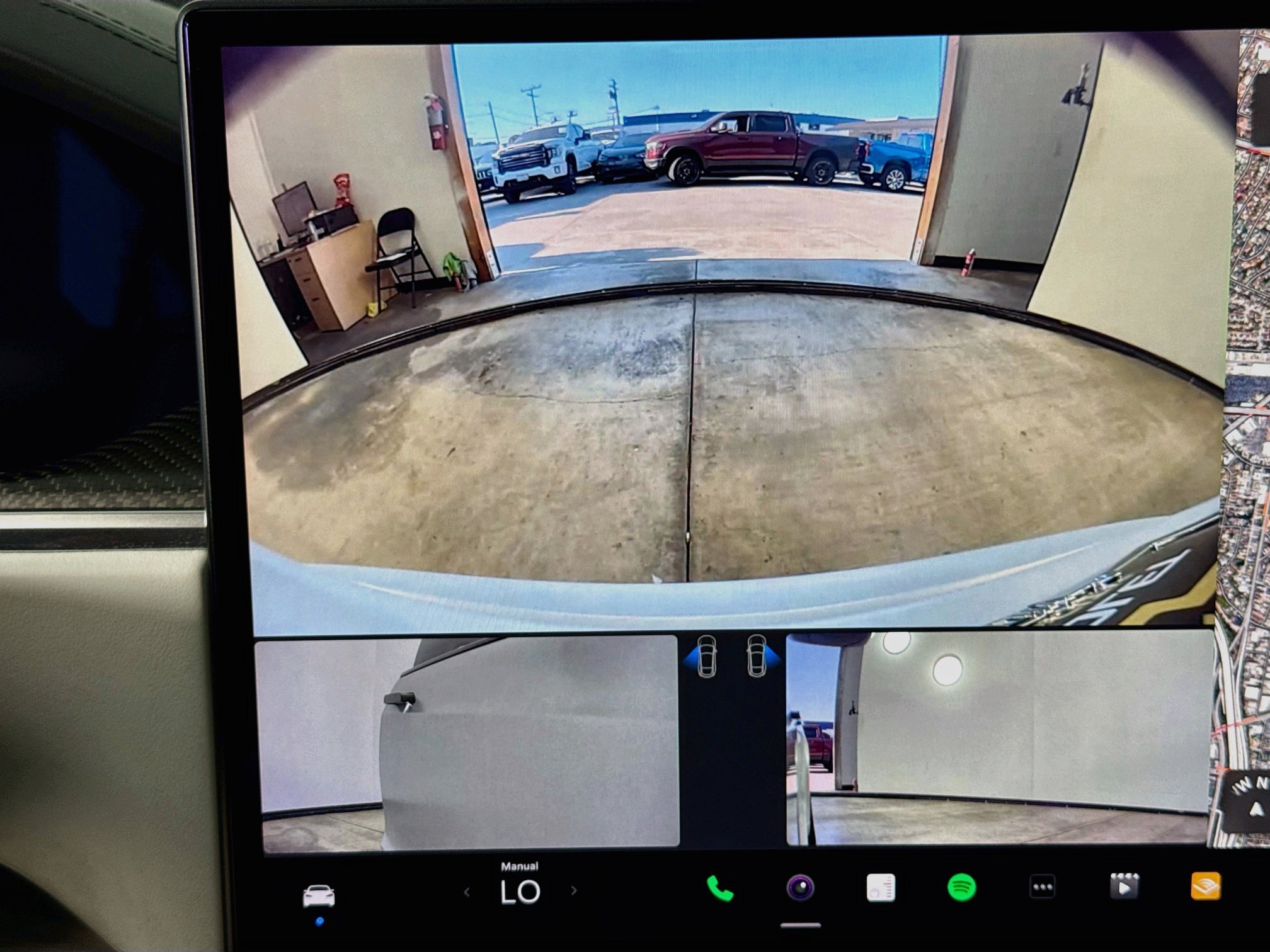 Used 2022 Tesla Model S Plaid AWD/4WD image 16