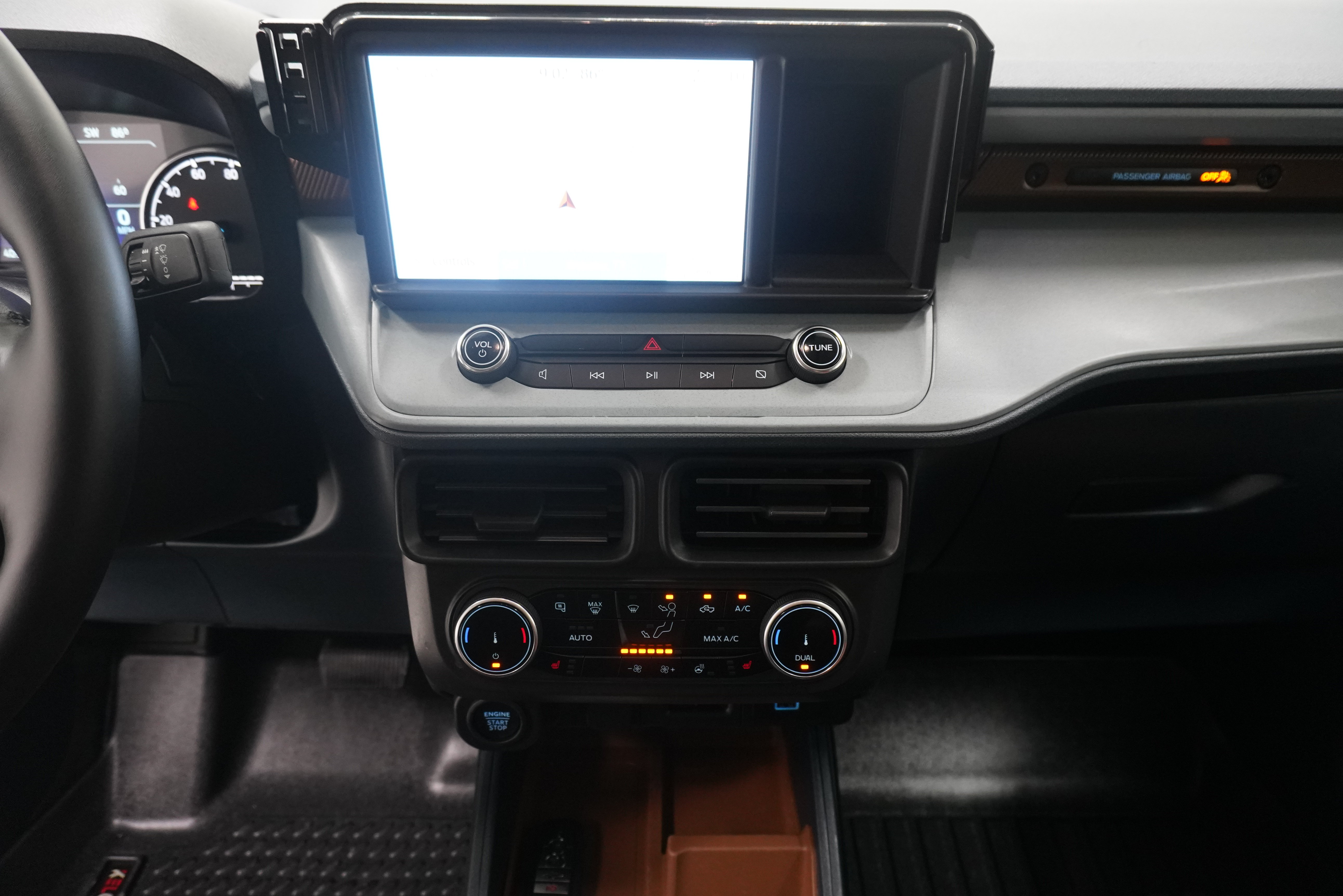 Used 2024 Ford Maverick Lariat FWD image 21