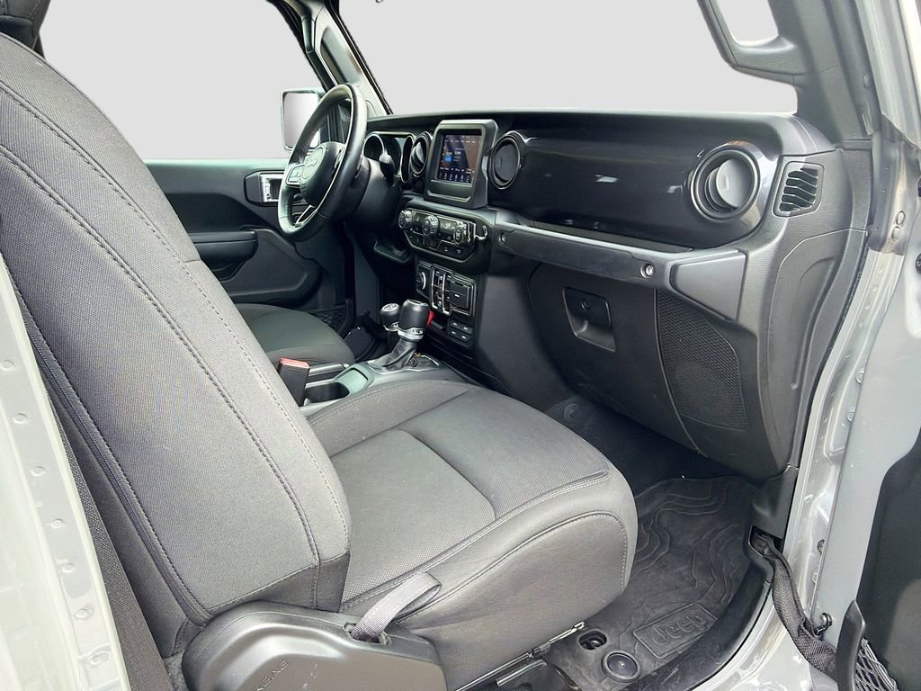 Used 2022 Jeep Gladiator Sport AWD/4WD image 13