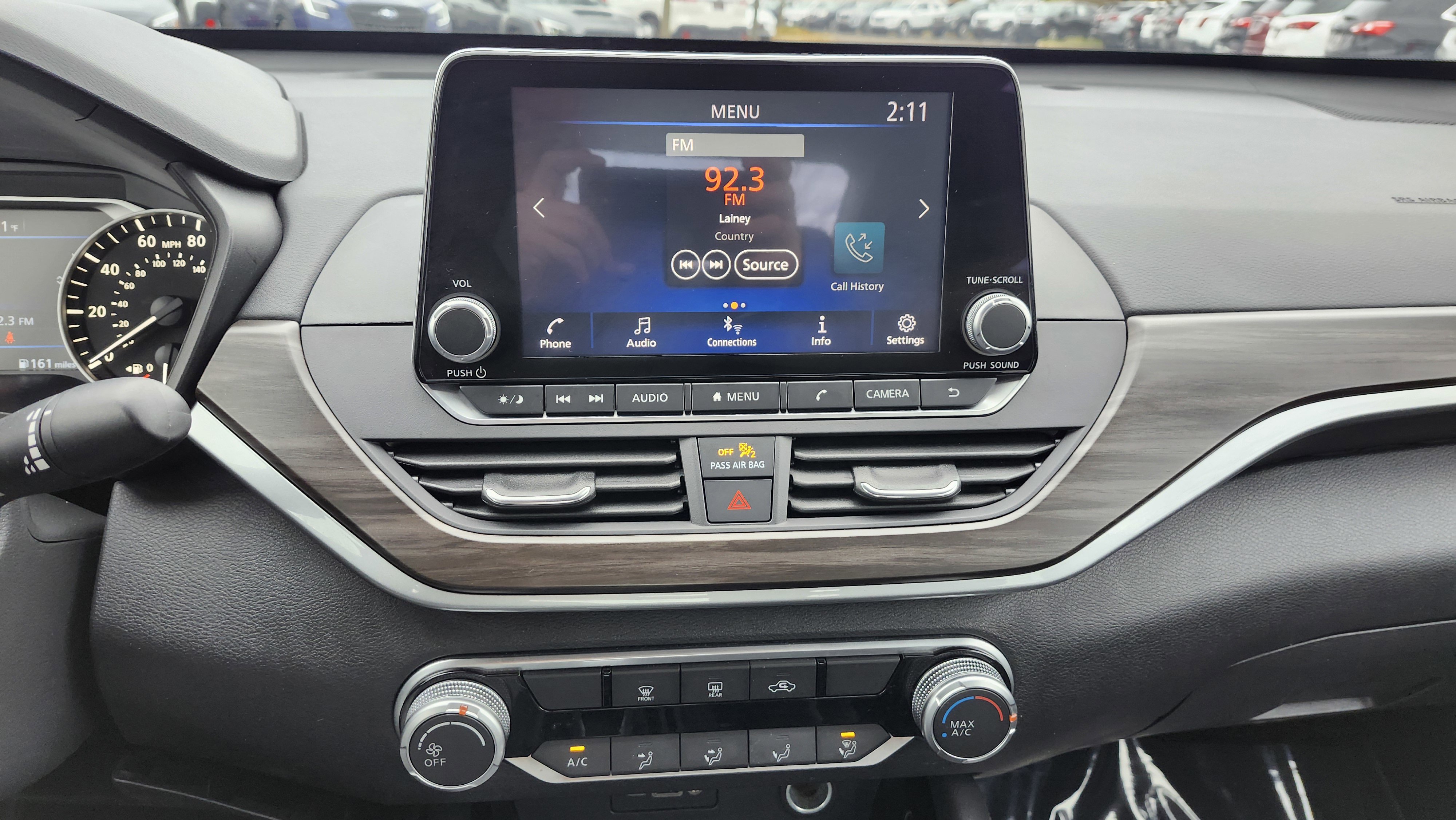 Used 2023 Nissan Altima 2.5 SV image 29