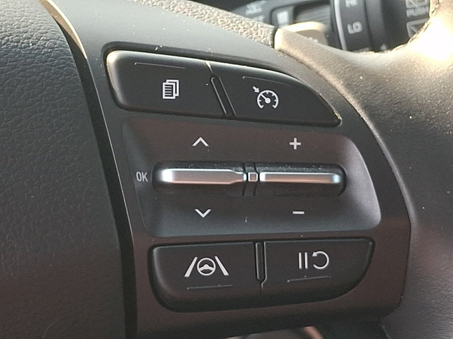 Certified 2023 Hyundai Kona SEL FWD image 23
