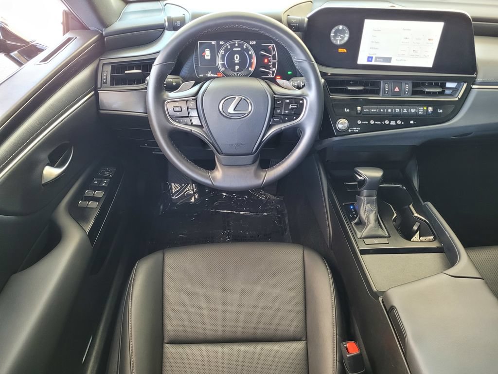 Used 2024 Lexus ES 350 w/ Accessory Package (Z2) FWD image 9