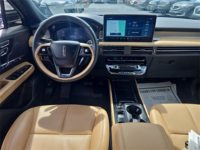 Used 2023 Lincoln Corsair Reserve image 13