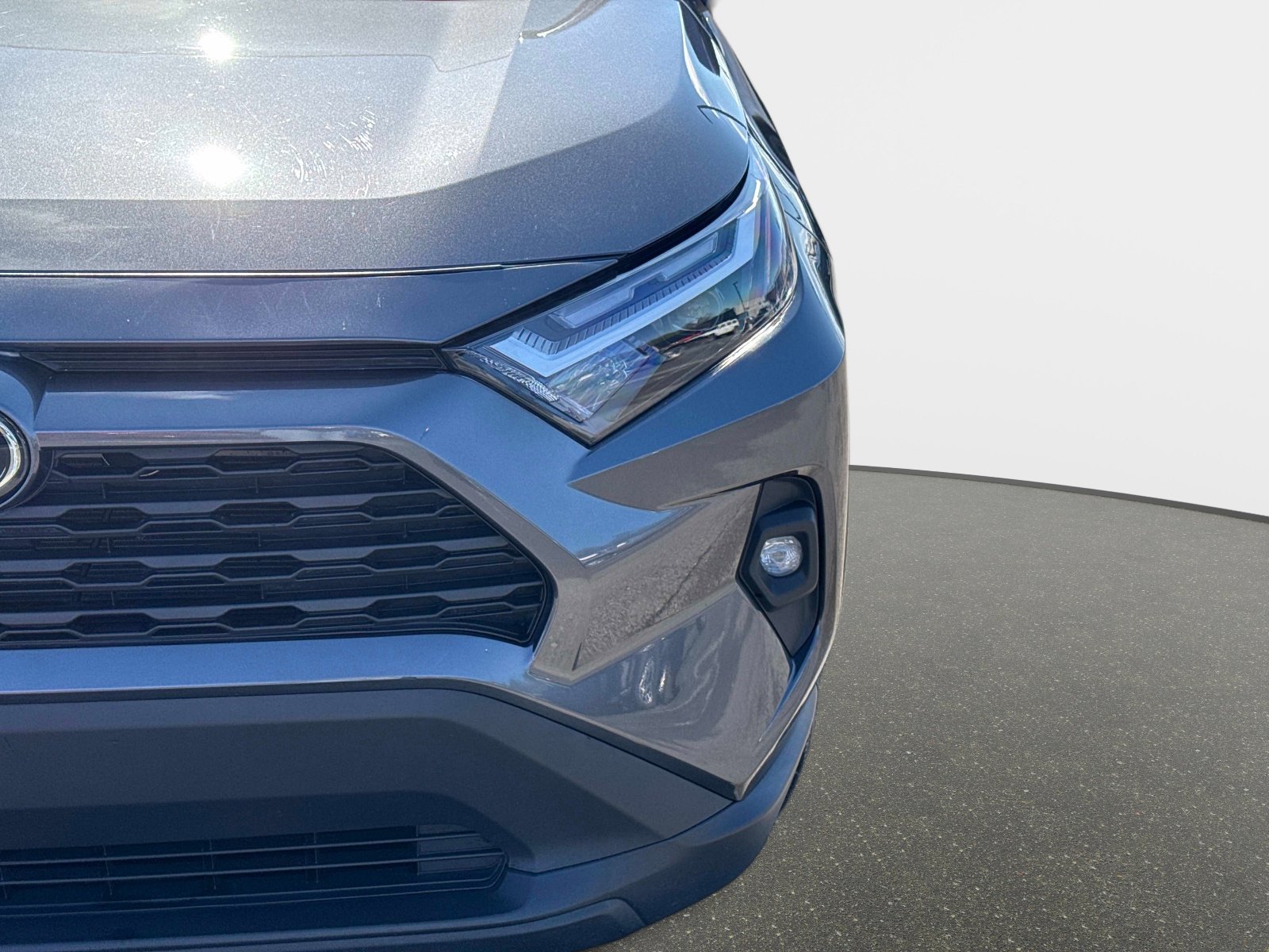 Used 2024 Toyota RAV4 XLE Premium image 10