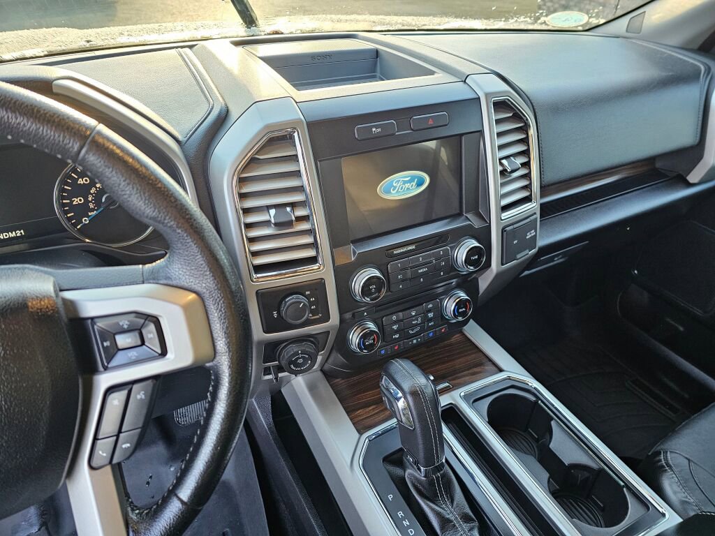 Used 2016 Ford F150 Lariat w/ Equipment Group 502A Luxury image 21