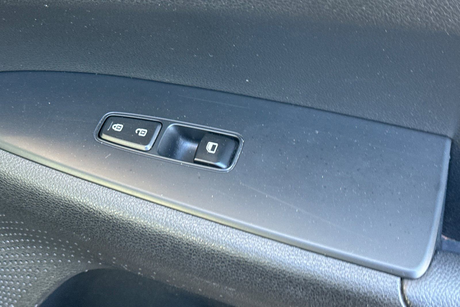 Used 2024 Kia Forte LXS FWD image 21