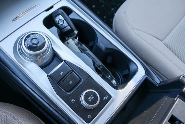 Used 2022 Ford Explorer XLT image 24