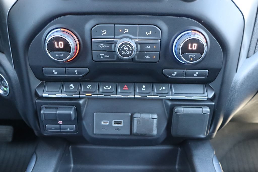 Used 2020 Chevrolet Silverado 1500 LT Trail Boss AWD/4WD image 11
