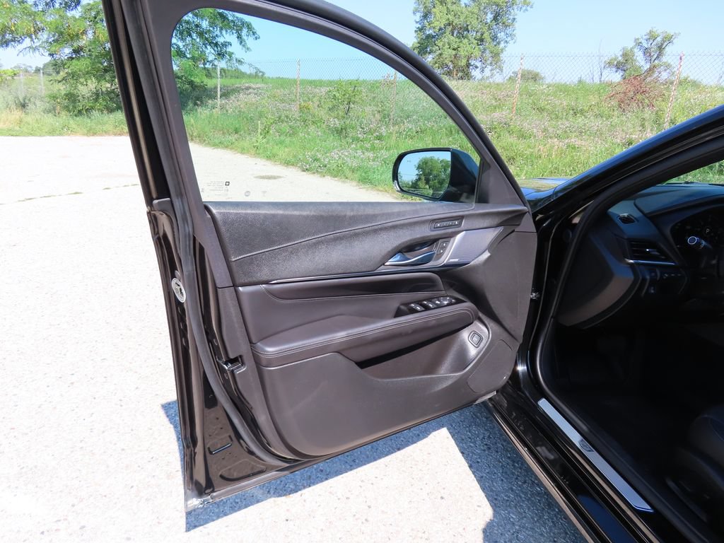 Used 2023 Cadillac CT4 Premium Luxury AWD/4WD image 26