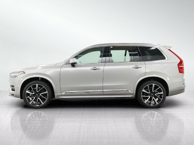 Used 2023 Volvo XC90 B6 Plus AWD/4WD image 2