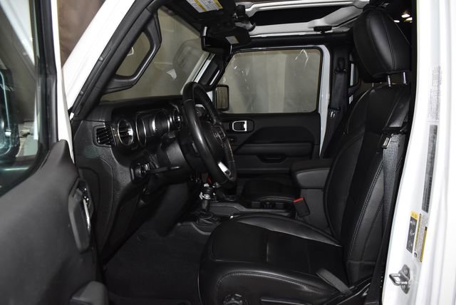 Used 2022 Jeep Wrangler Unlimited Sahara image 13