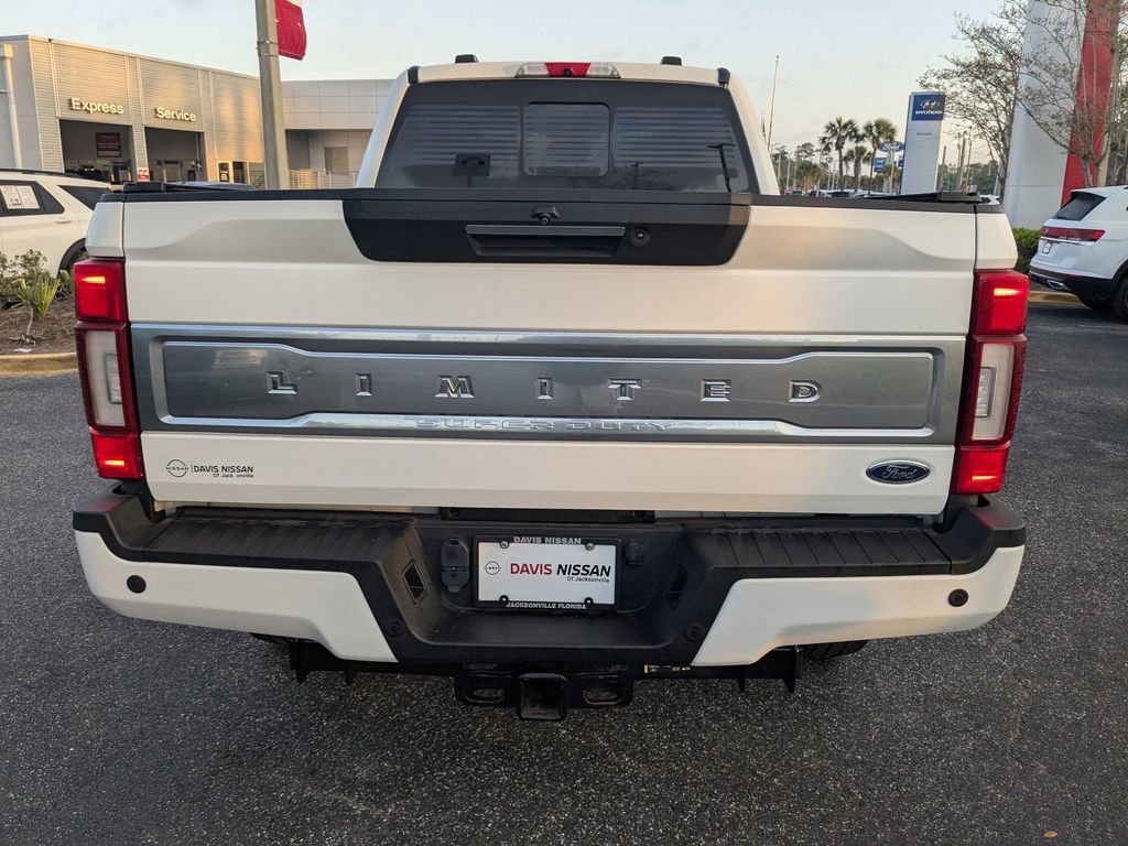 Used 2022 Ford F350 Limited image 5