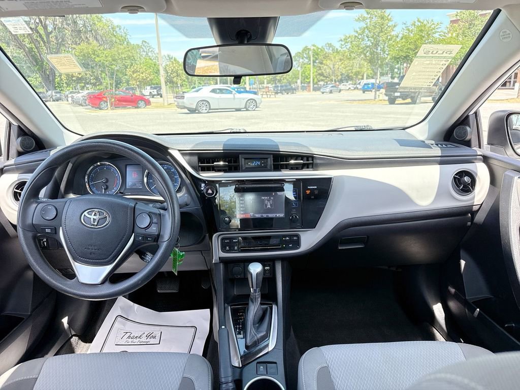 Used 2017 Toyota Corolla LE FWD image 21