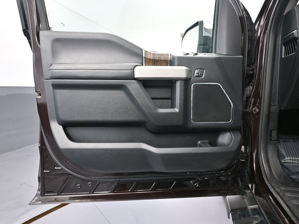 Used 2020 Ford F150 Lariat w/ Equipment Group 502A Luxury image 21