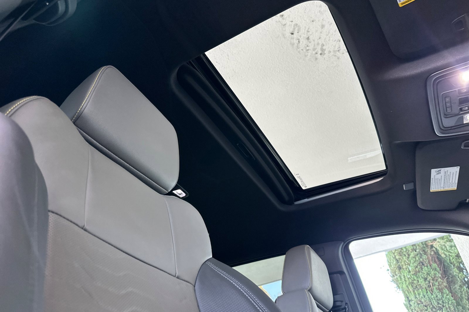 Used 2025 Chevrolet Silverado 1500 ZR2 w/ Technology Package image 21