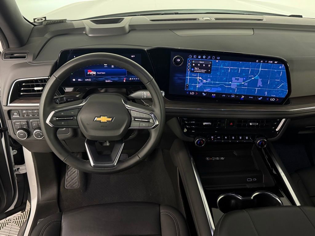 Used 2025 Chevrolet Tahoe LT image 15