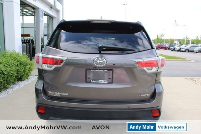 Used 2014 Toyota Highlander Limited Platinum FWD image 10