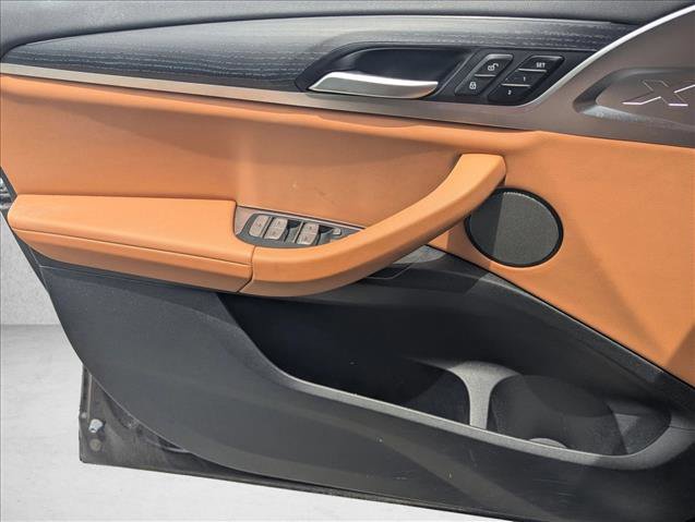 Certified 2024 BMW X4 xDrive30i w/ Premium Package image 10