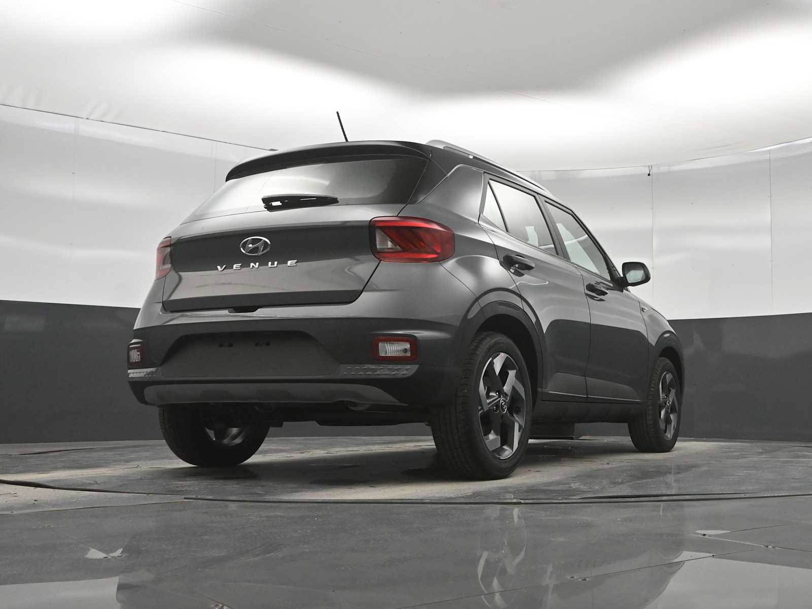 New 2026 Hyundai Venue SEL FWD image 35