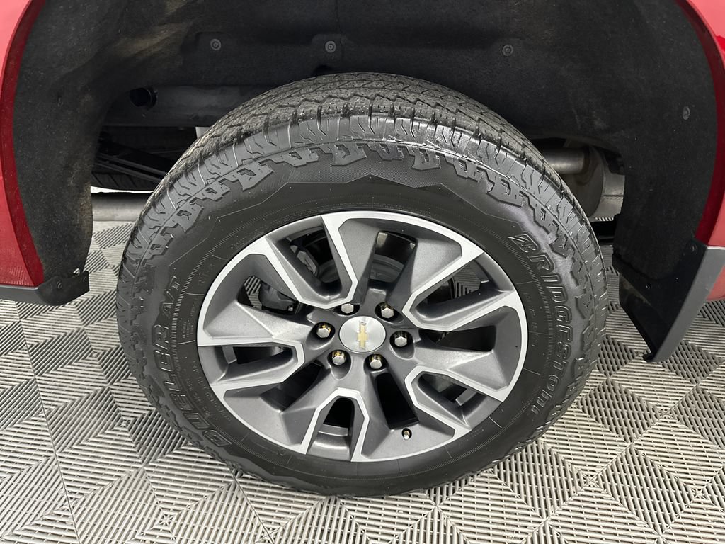 Used 2021 Chevrolet Silverado 1500 LT AWD/4WD image 18