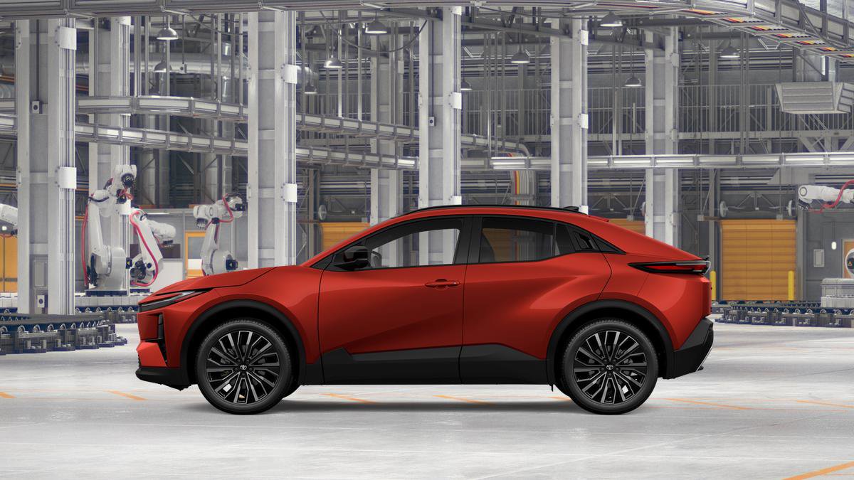 New 2026 Toyota C-HR AWD/4WD image 4