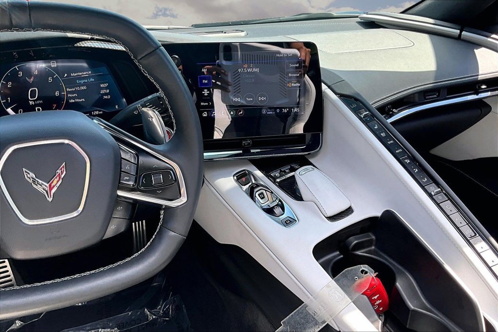 Used 2023 Chevrolet Corvette Stingray Preferred Conv w/ Stealth Interior Trim Package RWD image 9