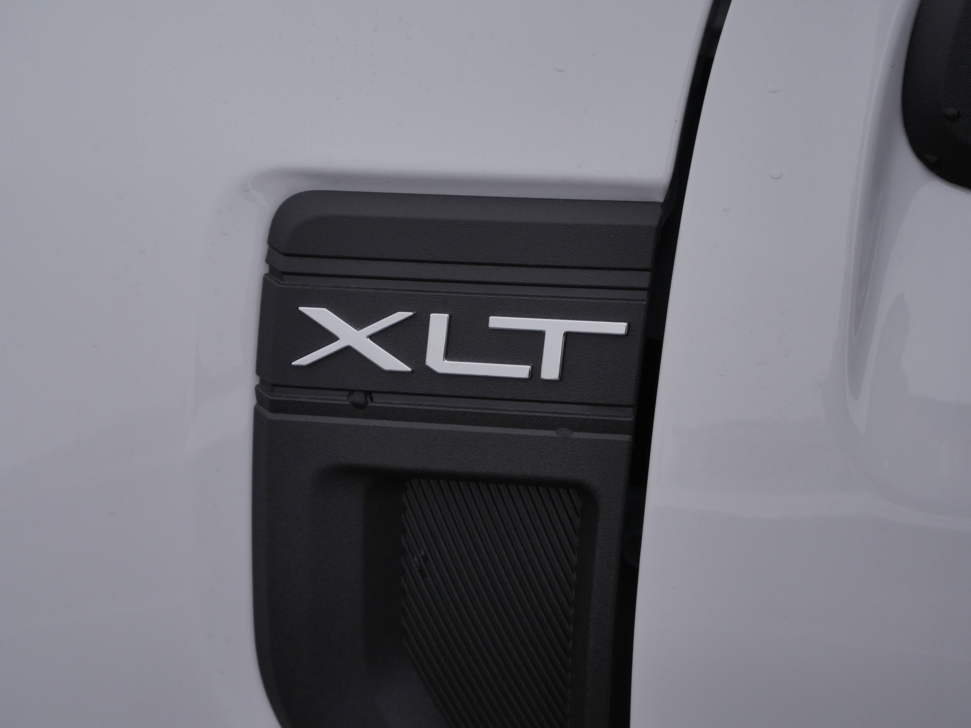 New 2025 Ford Maverick XLT w/ 4K Tow Package image 16