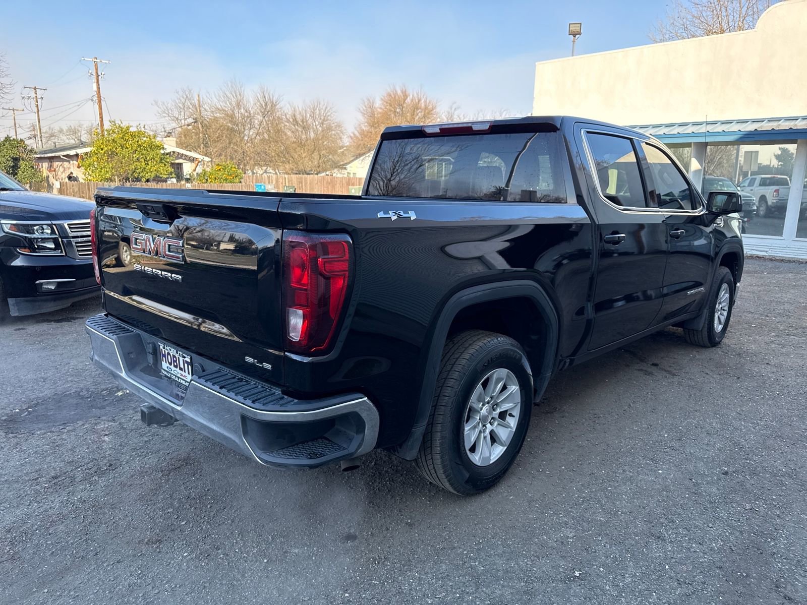 Used 2023 GMC Sierra 1500 SLE image 5