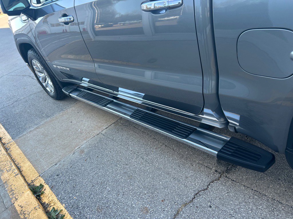 Used 2022 GMC Sierra 1500 SLT w/ SLT Premium Plus Package image 9