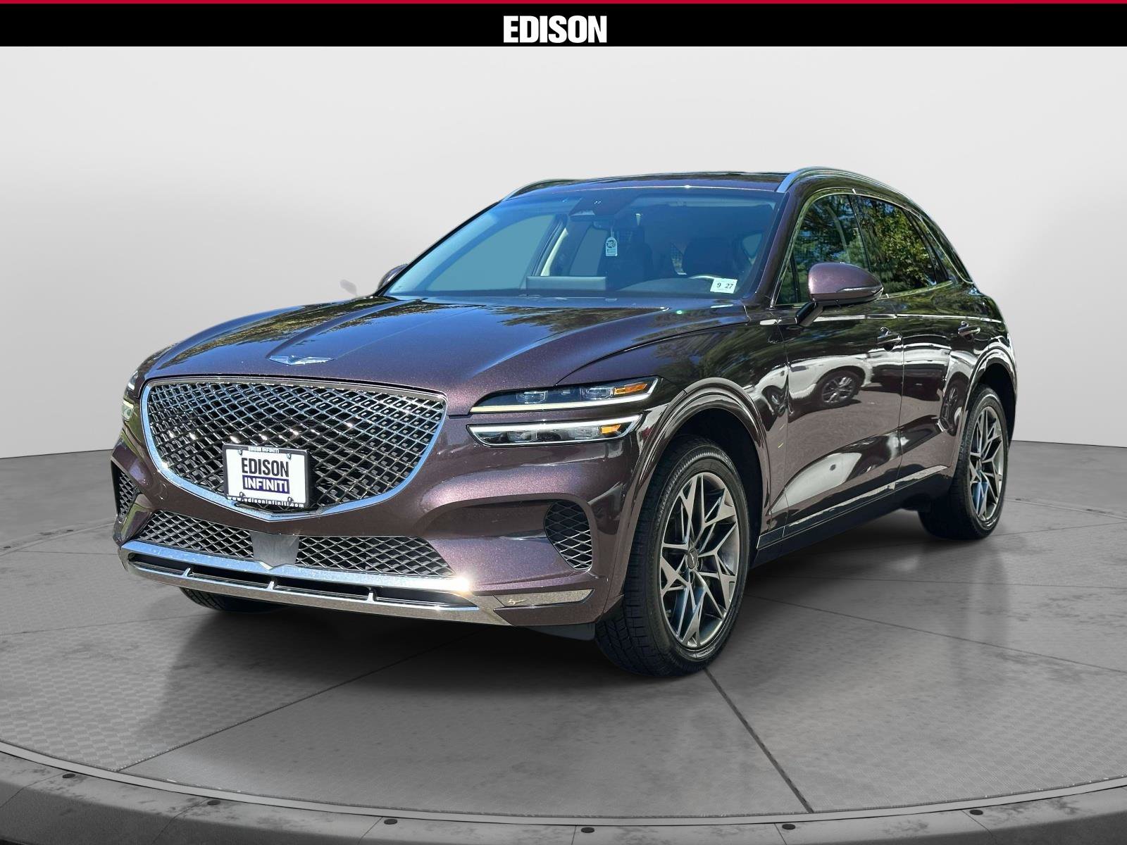 Used 2023 Genesis GV70 2.5T w/ Select Package AWD/4WD image 2