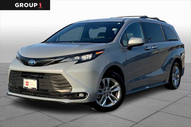Certified 2023 Toyota Sienna XLE Woodland Edition