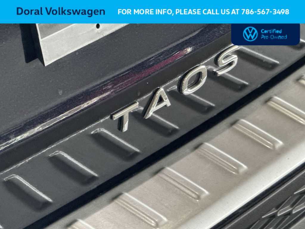 Certified 2024 Volkswagen Taos S image 10