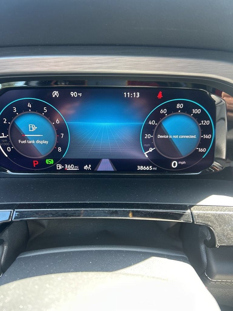 Used 2025 Volkswagen Atlas Cross Sport SE FWD image 9