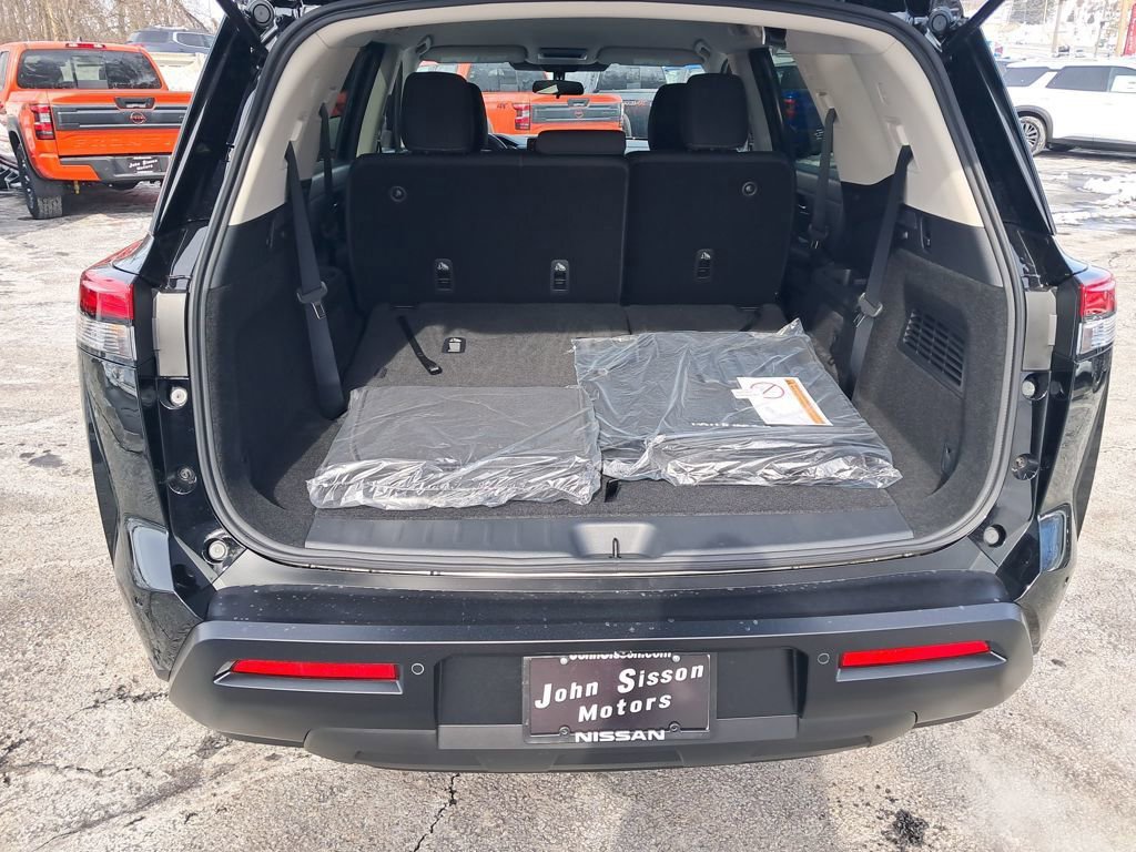 New 2026 Nissan Pathfinder S image 24