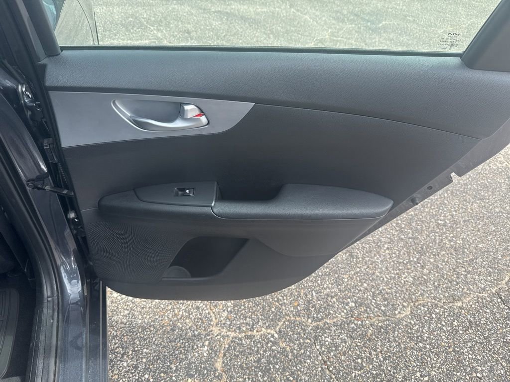 Used 2023 Kia Forte LXS FWD image 26